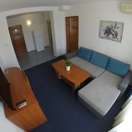 лотос Китен