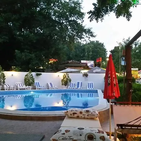 Lotos Hotel
