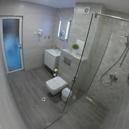 лотос Китен