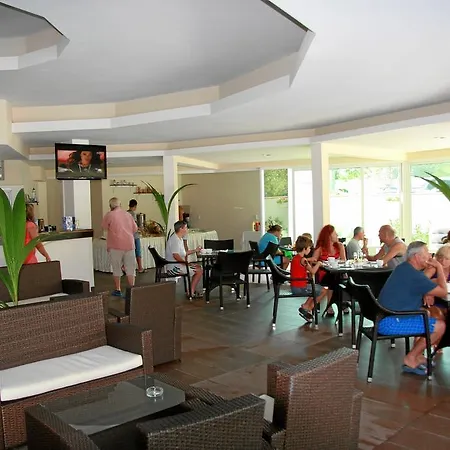 Lotos Hotel 2*