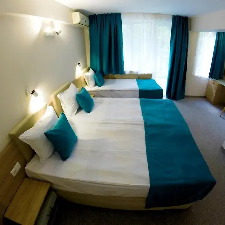 лотос Китен